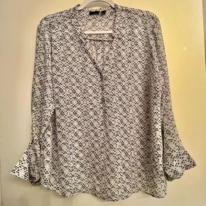 a.n.a PXL (Petite Extra Large) Black, White and Gray Long Sleeve Sheer Top